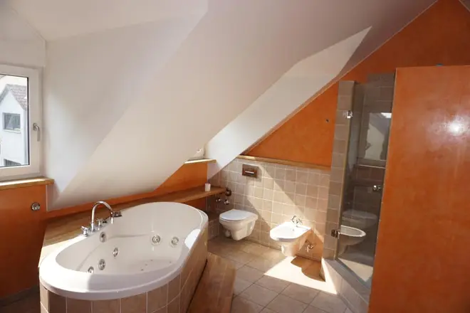 2 Zimmer Wohnung mit 109 m² in München – Bild 12