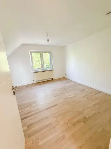 2 Zimmer Wohnung mit 60 m² in Solingen – Bild 2