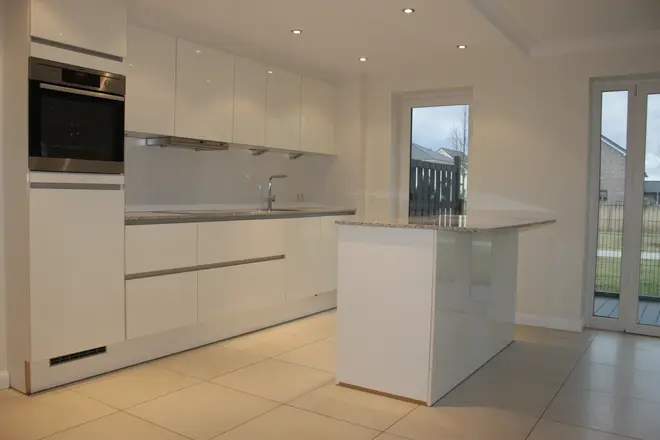 5 Zimmer Wohnung mit 170 m² in Rüsselsheim am Main – Bild 4