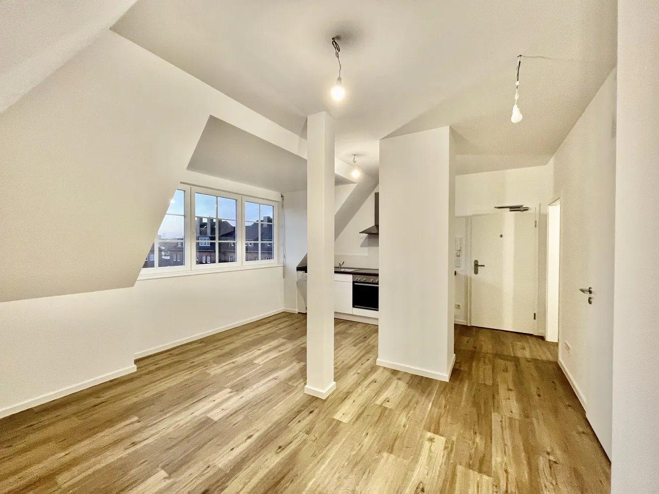 2 Zimmer Wohnung mit 42 m² in Lübeck – Bild 1