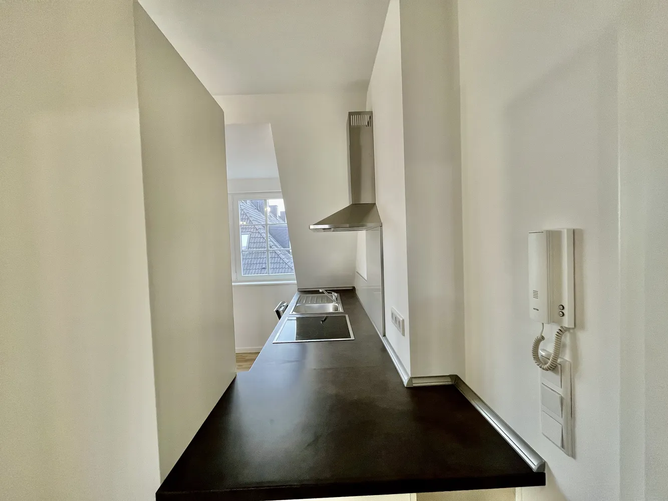 2 Zimmer Wohnung mit 42 m² in Lübeck – Bild 3