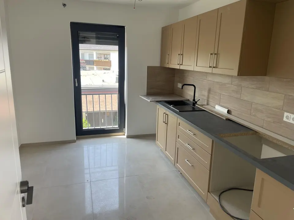 3 Zimmer Wohnung mit 97 m² in Rüsselsheim am Main – Bild 2