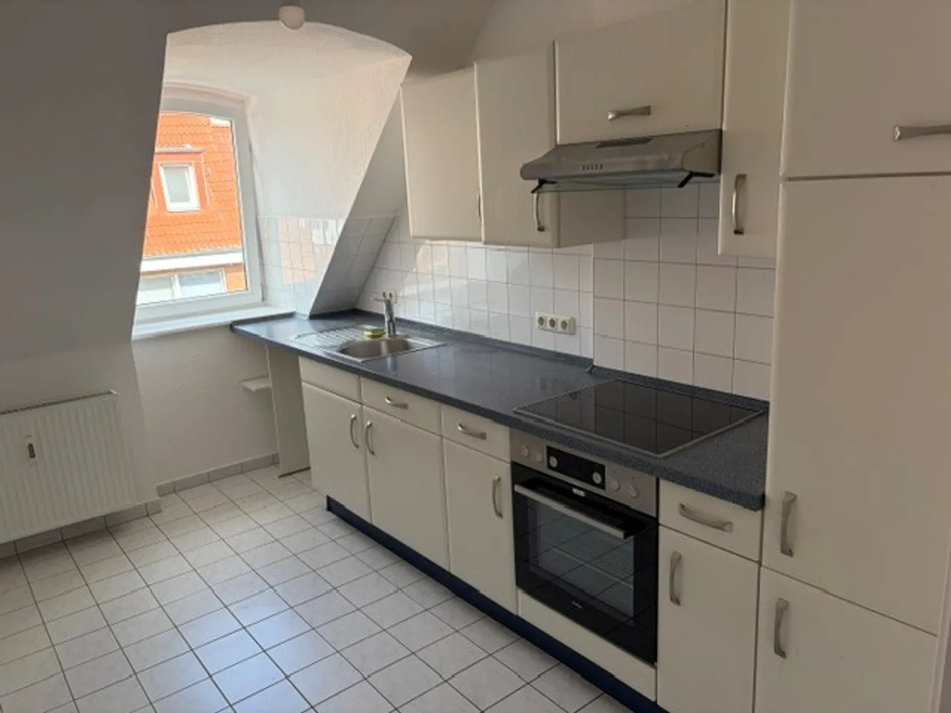 2 Zimmer Wohnung mit 65 m² in Lübeck – Bild 1