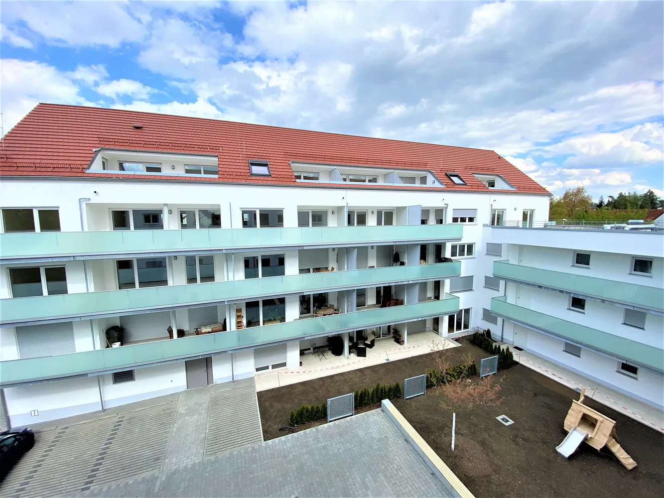 4 Zimmer Wohnung mit 119 m² in Neu-Ulm – Bild 2