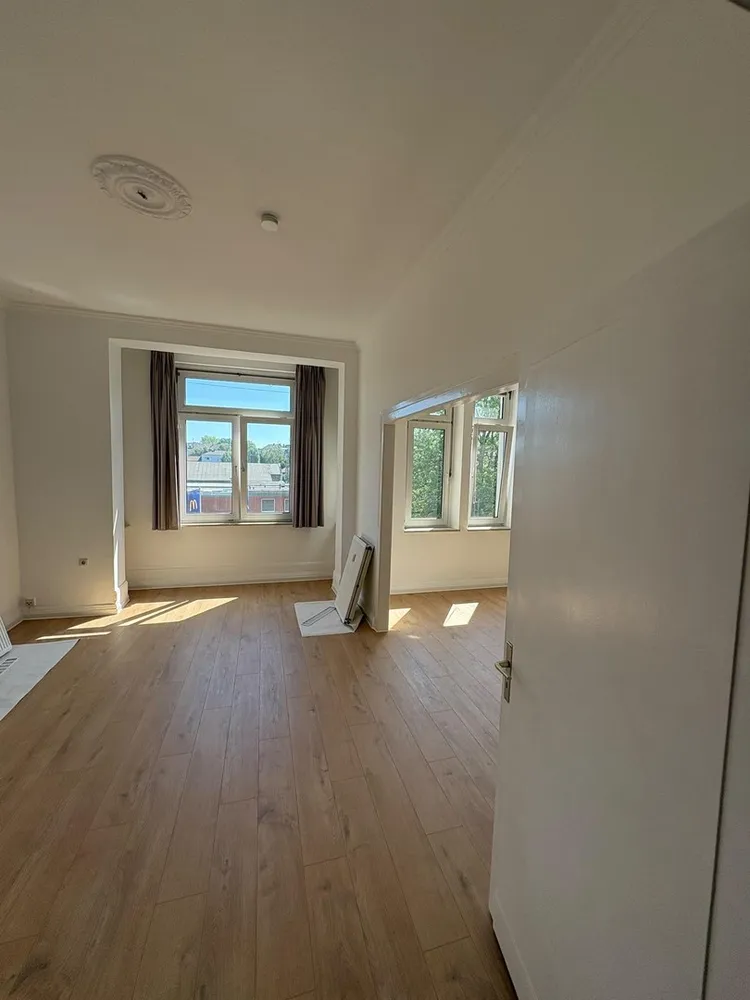 3 Zimmer Wohnung mit 80 m² in Solingen – Bild 2