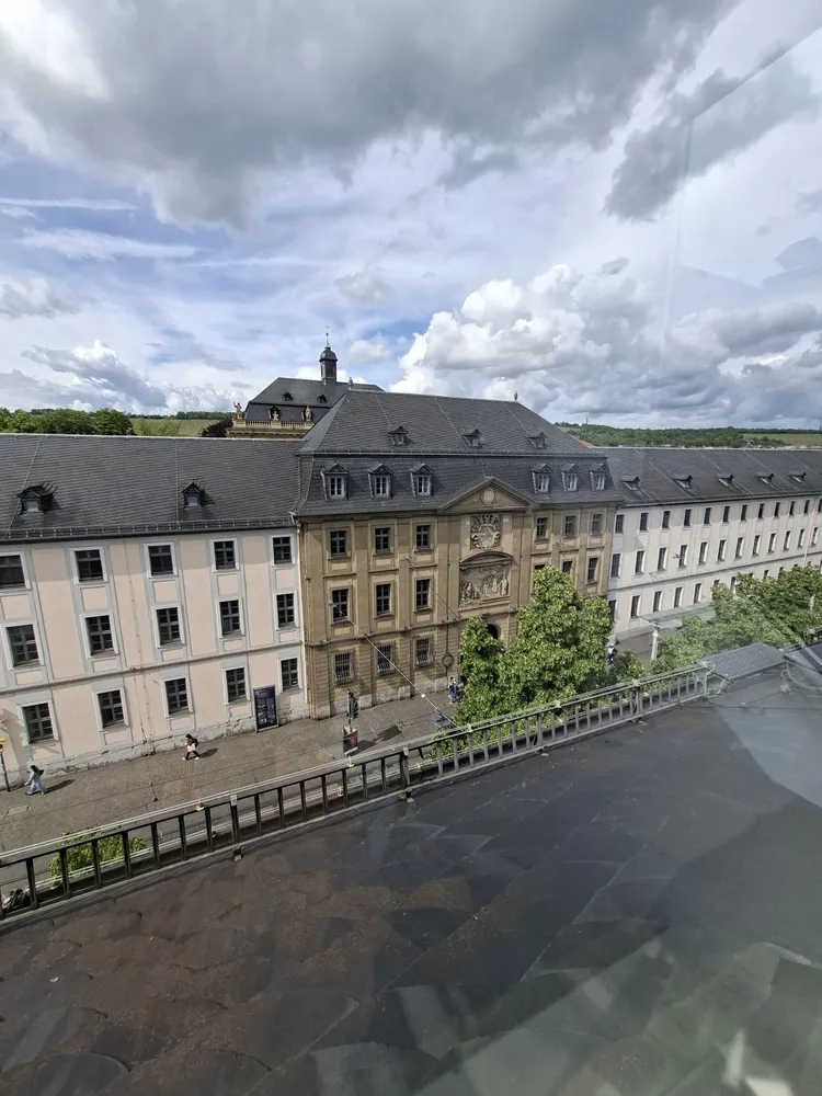 4 Zimmer Wohnung mit 147 m² in Würzburg – Bild 12