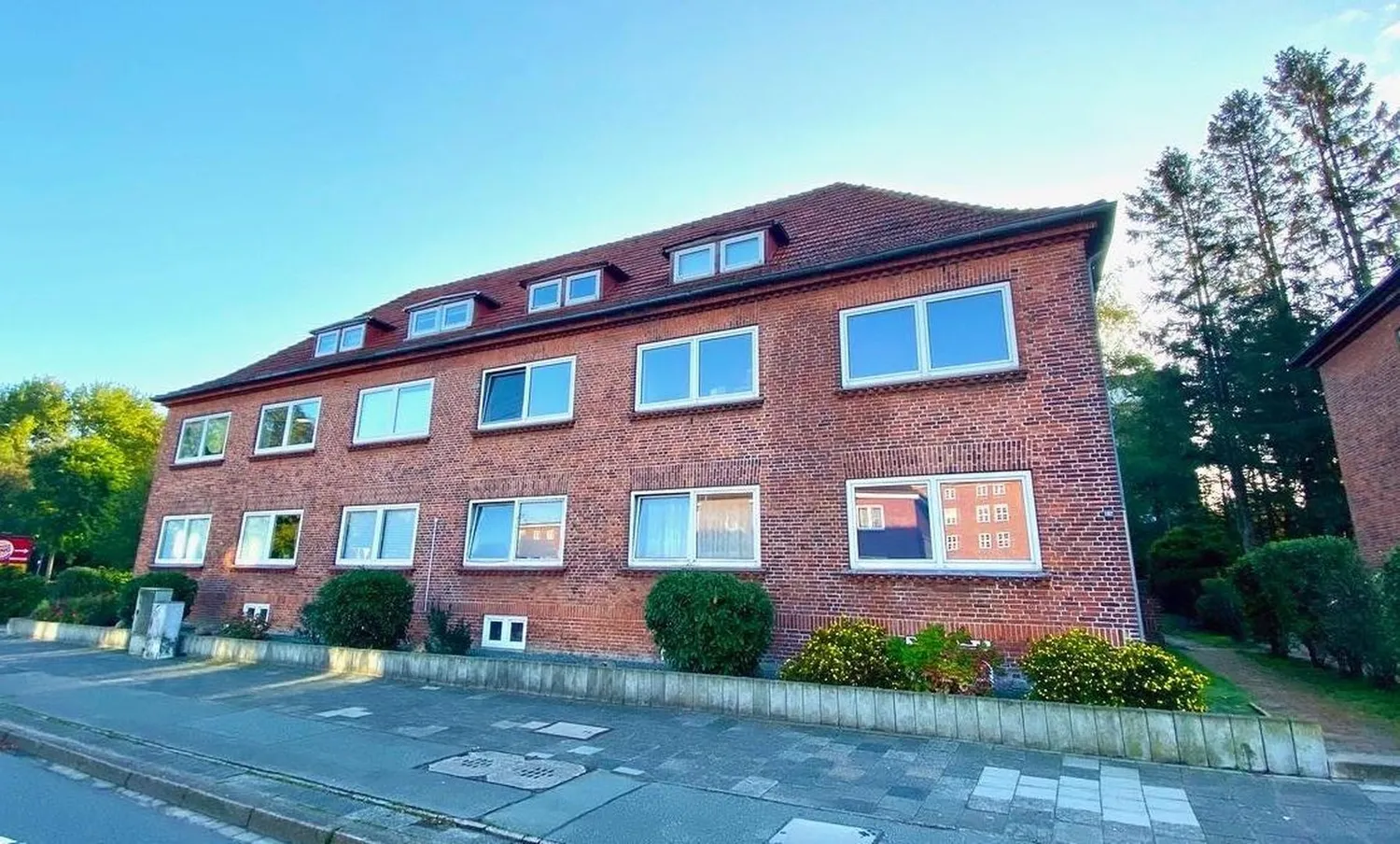 4 Zimmer Wohnung mit 106 m² in Flensburg – Bild 1