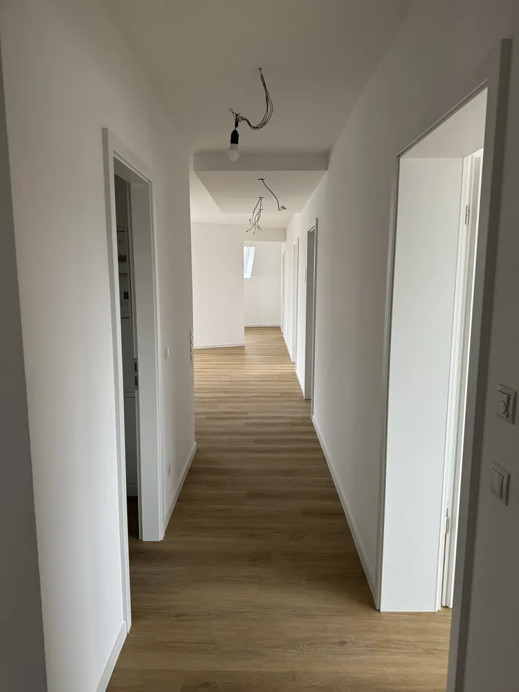 4 Zimmer Wohnung mit 112 m² in Neuwied – Bild 2
