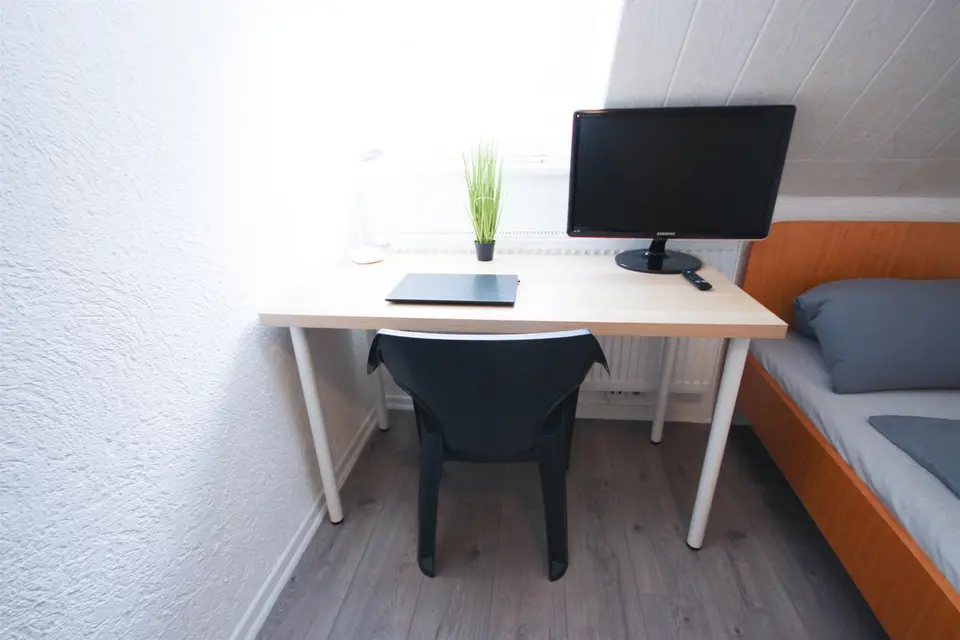 WG-Zimmer mit 28 m² in Stuttgart – Bild 2