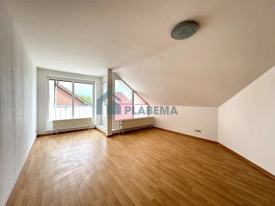 2 Zimmer Wohnung mit 84 m² in Schwerin – Bild 1