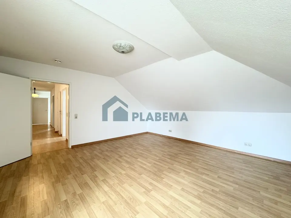 2 Zimmer Wohnung mit 84 m² in Schwerin – Bild 10