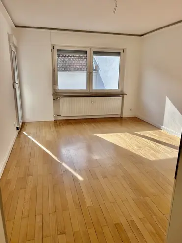 2 Zimmer Wohnung mit 55 m² in Saarbrücken – Bild 4