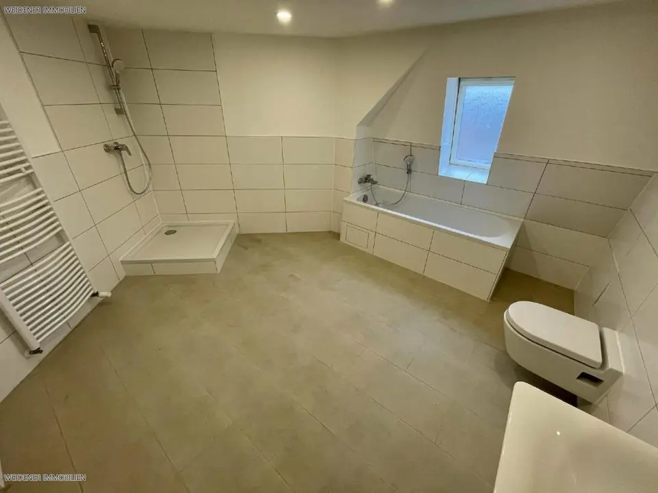 4 Zimmer Wohnung mit 106 m² in Gera – Bild 4