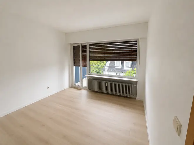4 Zimmer Wohnung mit 105 m² in Frankfurt am Main – Bild 9