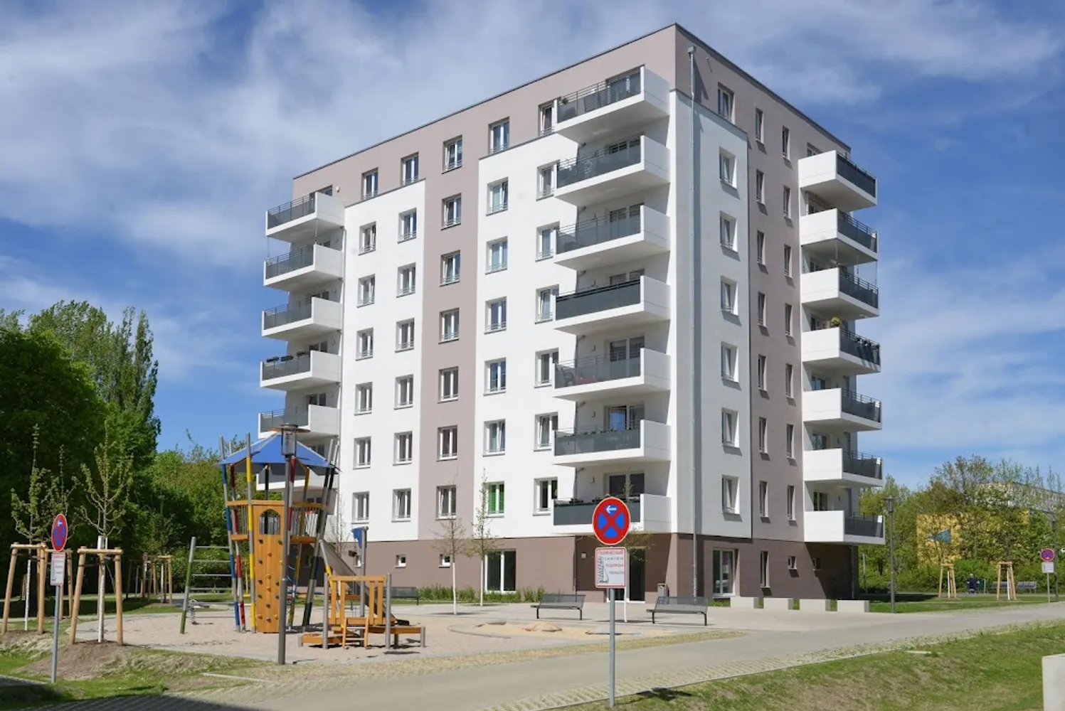 4 Zimmer Wohnung mit 95 m² in Berlin – Bild 1