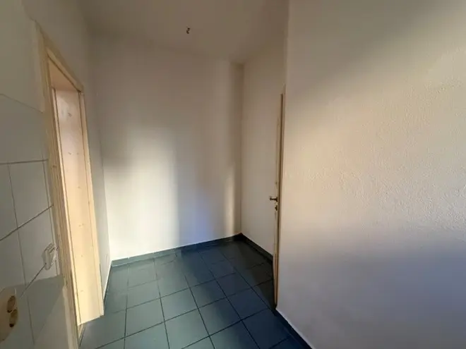 1 Zimmer Wohnung mit 35 m² in Halle (Saale) – Bild 5