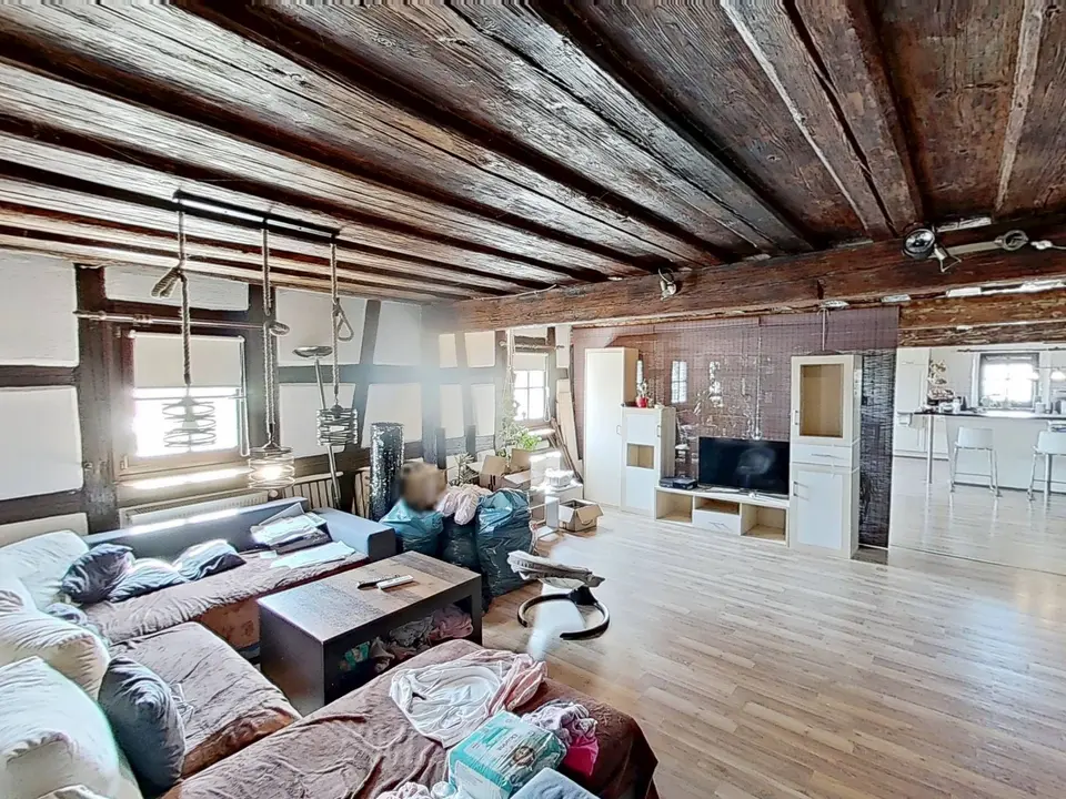 5 Zimmer Wohnung mit 252 m² in Ansbach – Bild 1