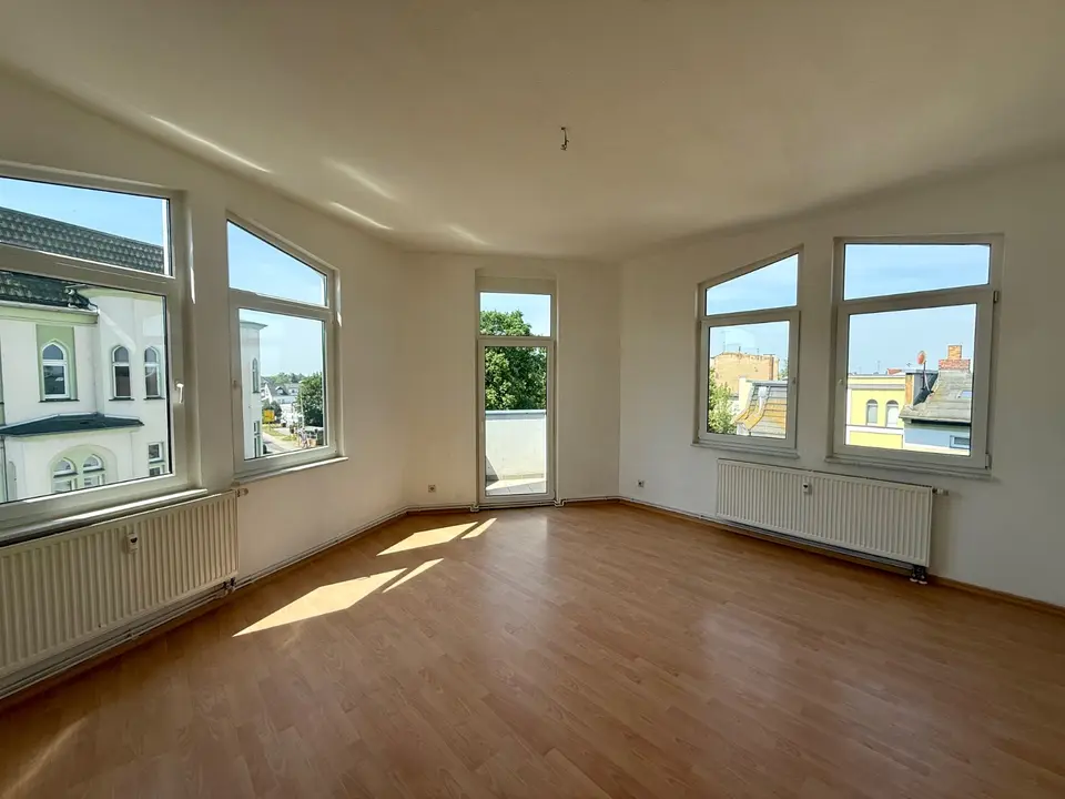 4 Zimmer Wohnung mit 90 m² in Cottbus – Bild 1