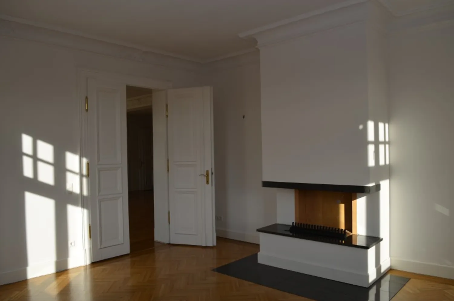6 Zimmer Wohnung mit 213 m² in Leipzig – Bild 2