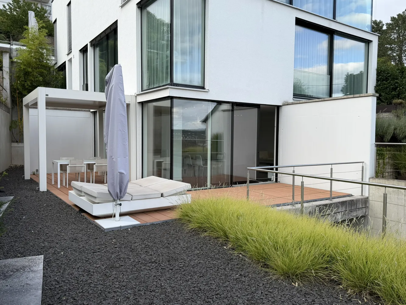 2 Zimmer Wohnung mit 124 m² in Stuttgart – Bild 1