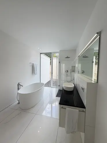2 Zimmer Wohnung mit 124 m² in Stuttgart – Bild 9
