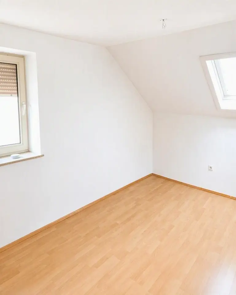 5 Zimmer Wohnung mit 100 m² in Aschaffenburg – Bild 2