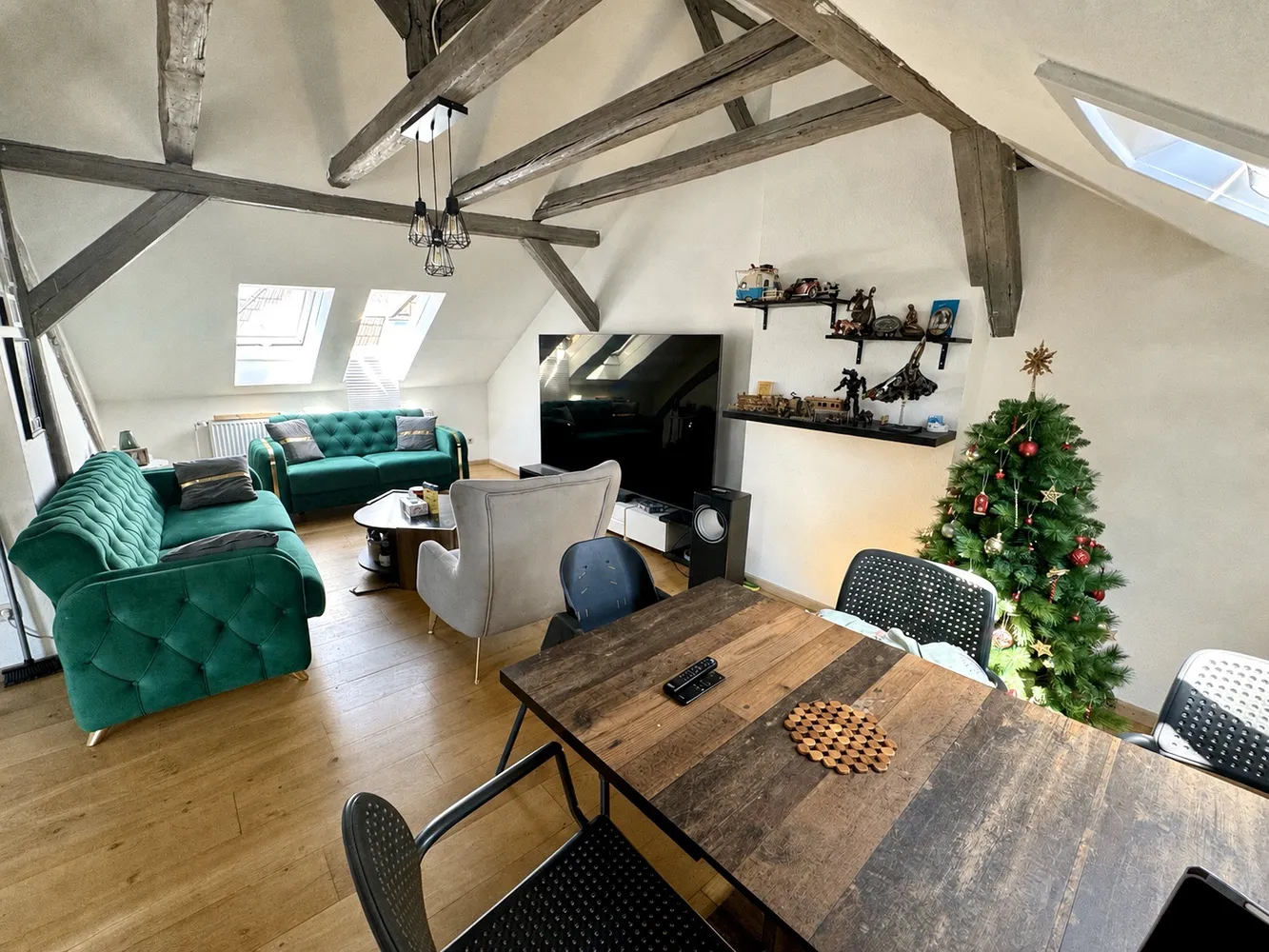 2 Zimmer Wohnung mit 110 m² in Kassel – Bild 2