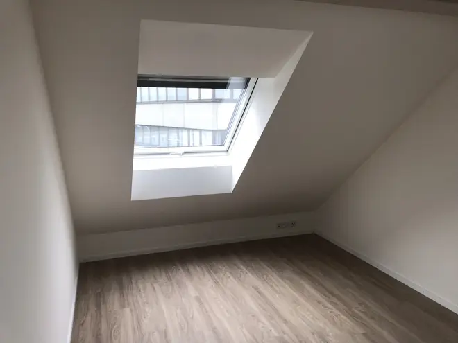 5 Zimmer Wohnung mit 194 m² in Karlsruhe – Bild 6