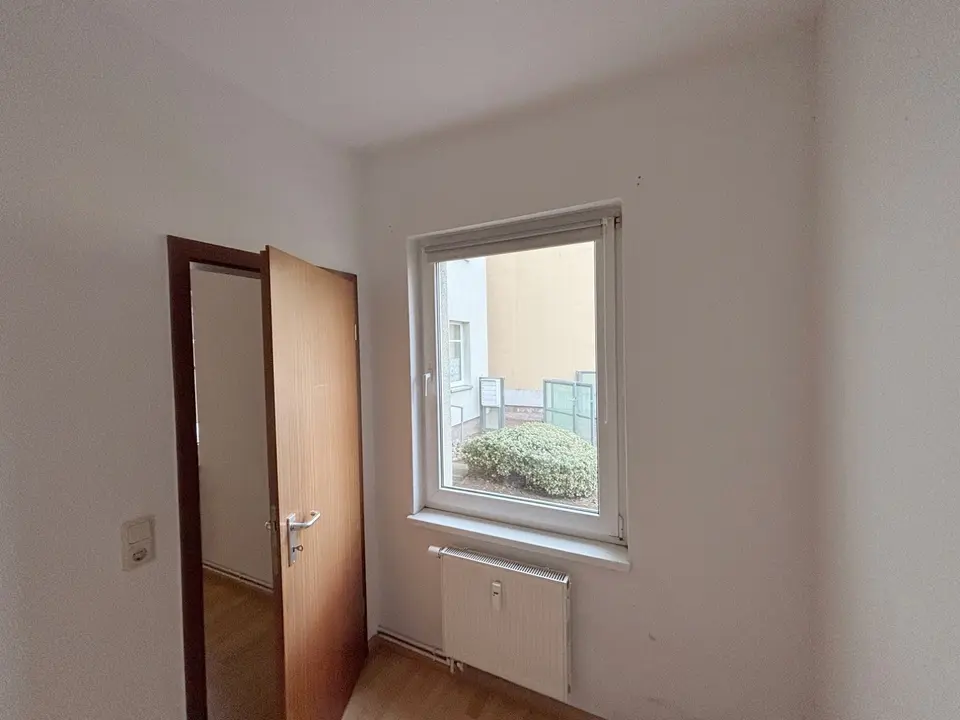3 Zimmer Wohnung mit 47 m² in Neubrandenburg – Bild 2