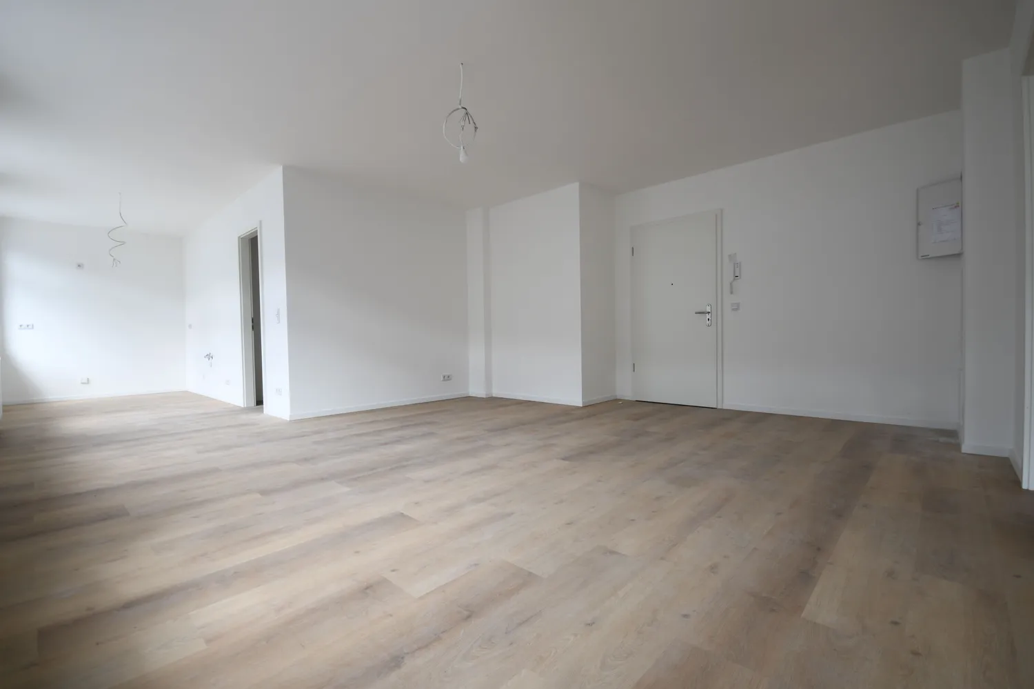 2 Zimmer Wohnung mit 73 m² in Dessau-Roßlau – Bild 2