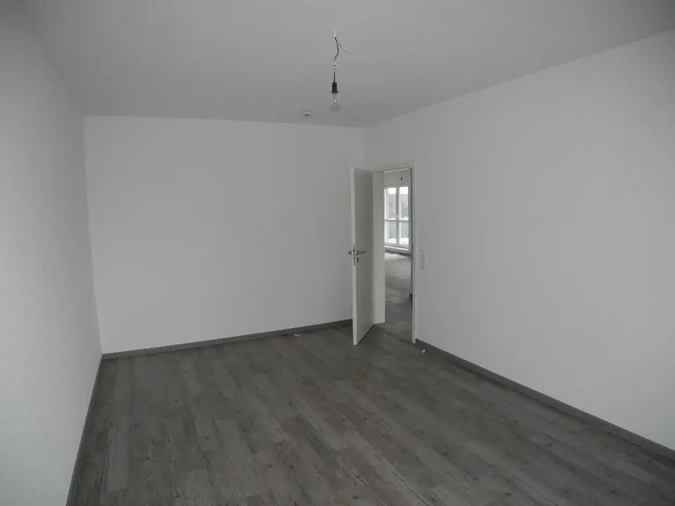 3 Zimmer Wohnung mit 107 m² in Wilhelmshaven – Bild 2