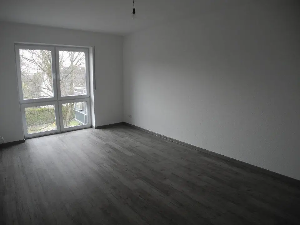 3 Zimmer Wohnung mit 107 m² in Wilhelmshaven – Bild 3