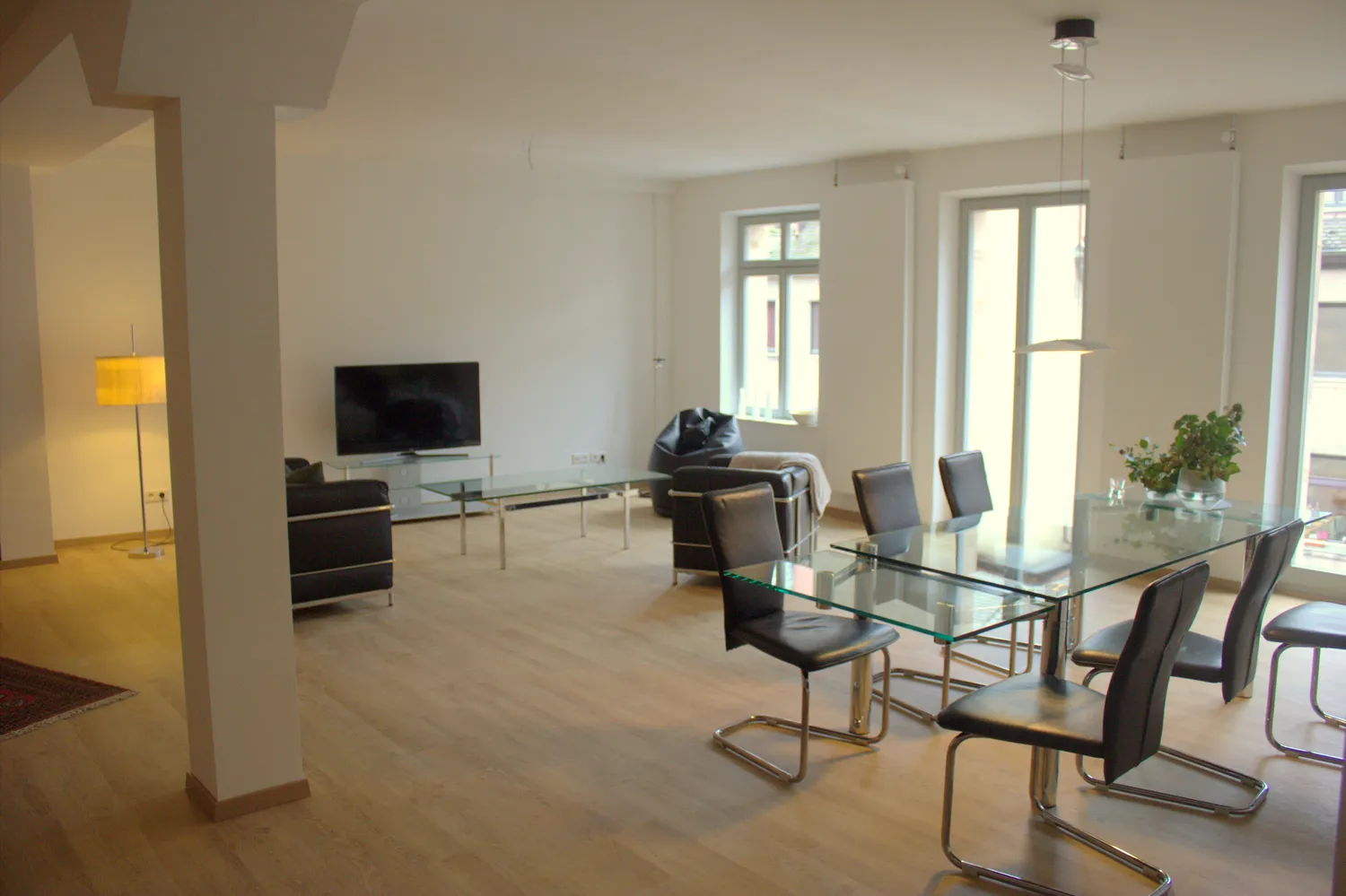 2 Zimmer Wohnung mit 120 m² in Fürth – Bild 7