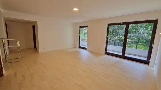 2 Zimmer Wohnung mit 72 m² in Düsseldorf – Bild 2