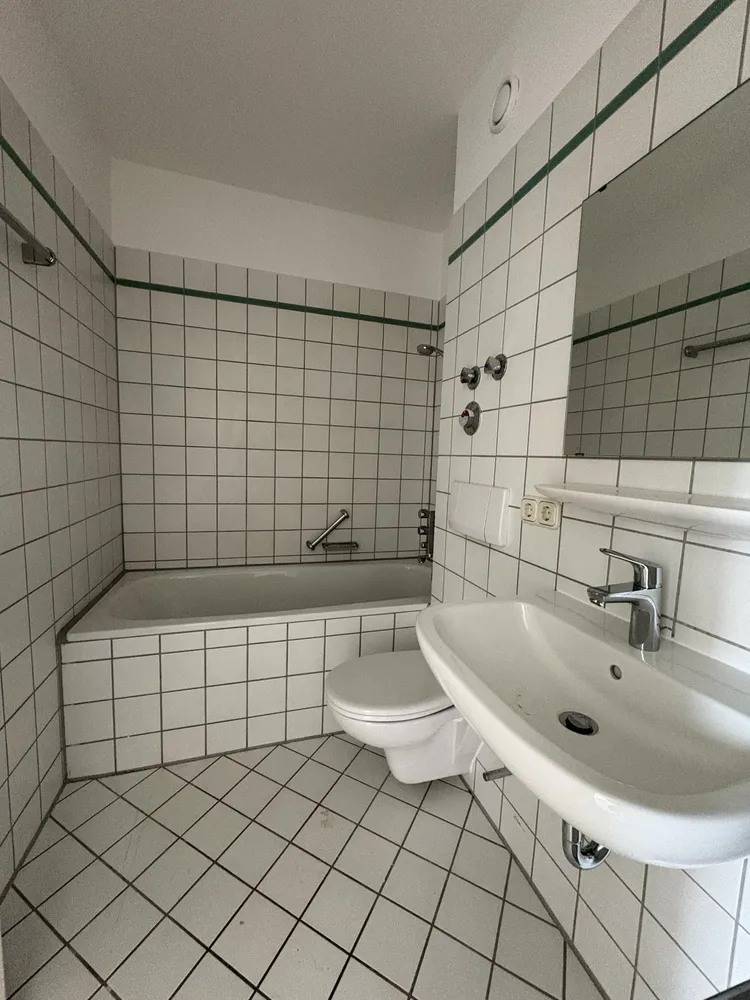 2 Zimmer Wohnung mit 50 m² in Regensburg – Bild 8