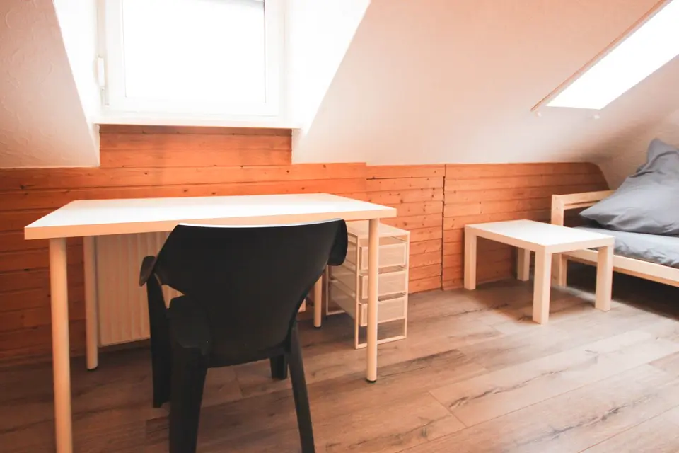 WG-Zimmer mit 11 m² in Stuttgart – Bild 2