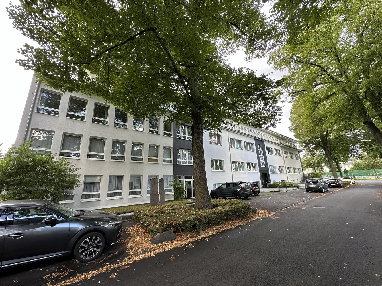 2 Zimmer Wohnung mit 103 m² in Bonn – Bild 1