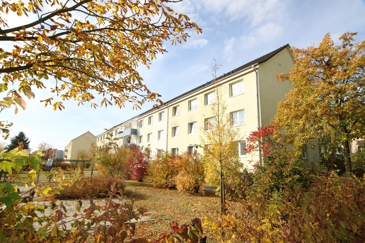 3 Zimmer Wohnung mit 53 m² in Neubrandenburg – Bild 2