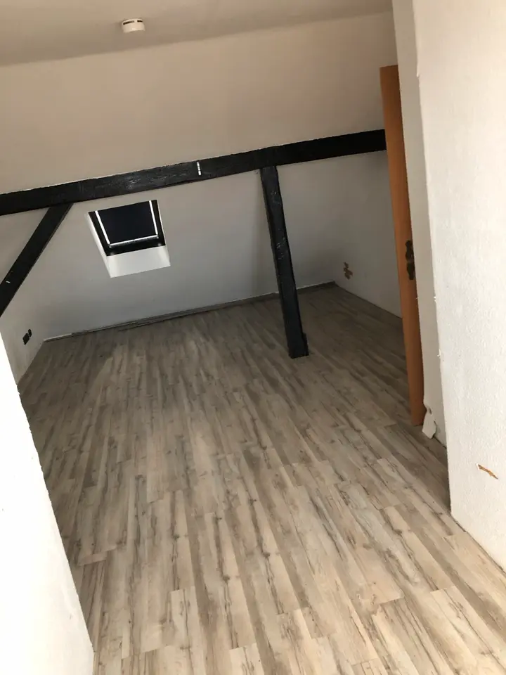 5 Zimmer Wohnung mit 100 m² in Helmstedt – Bild 7