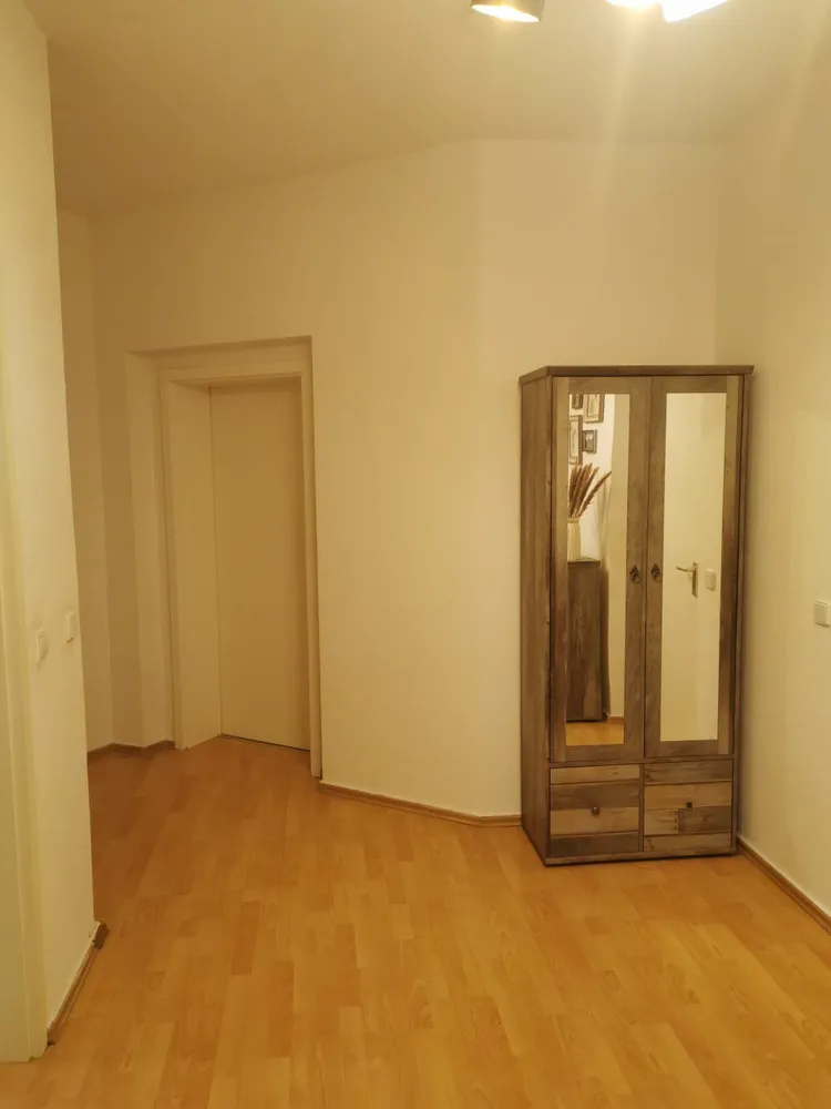 3 Zimmer Wohnung mit 81 m² in Magdeburg – Bild 2