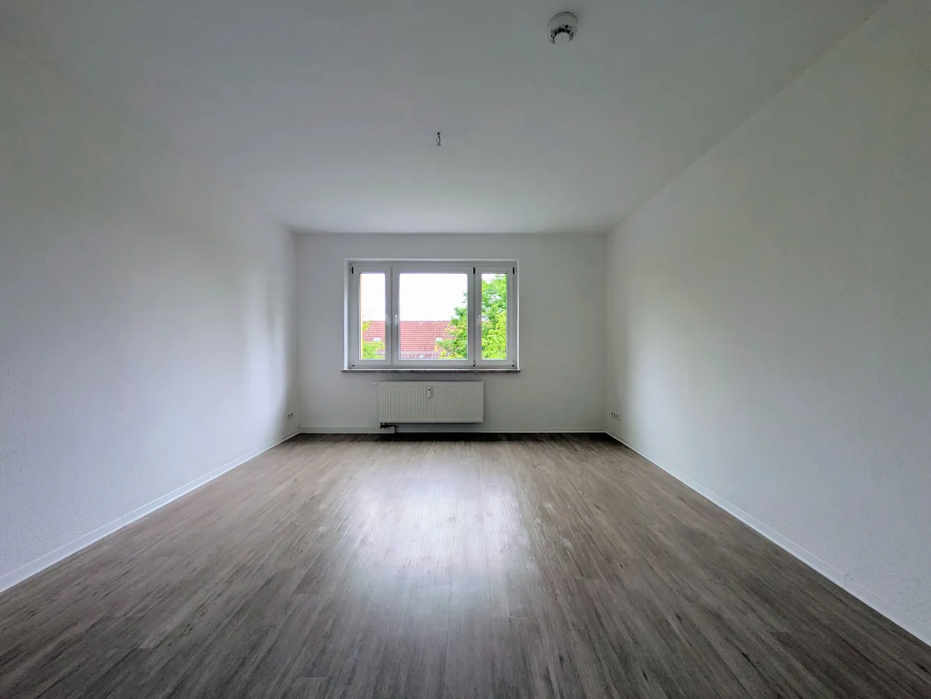 4 Zimmer Wohnung mit 110 m² in Gera – Bild 5