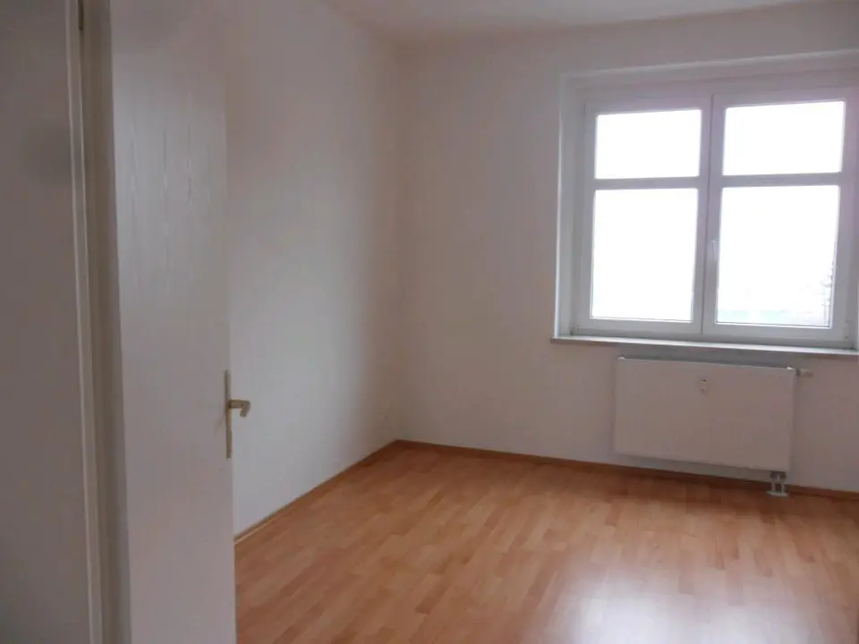 3 Zimmer Wohnung mit 76 m² in Plauen – Bild 3