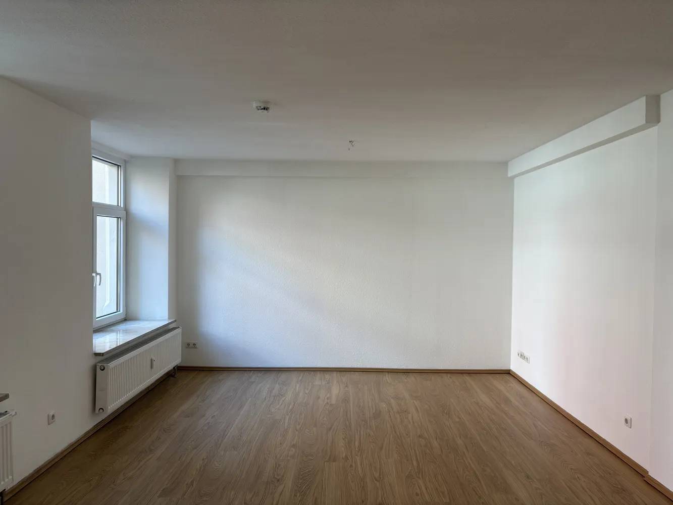 1 Zimmer Wohnung mit 33 m² in Plauen – Bild 3