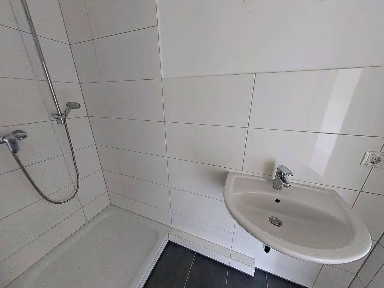 2 Zimmer Wohnung mit 52 m² in Lübeck – Bild 8