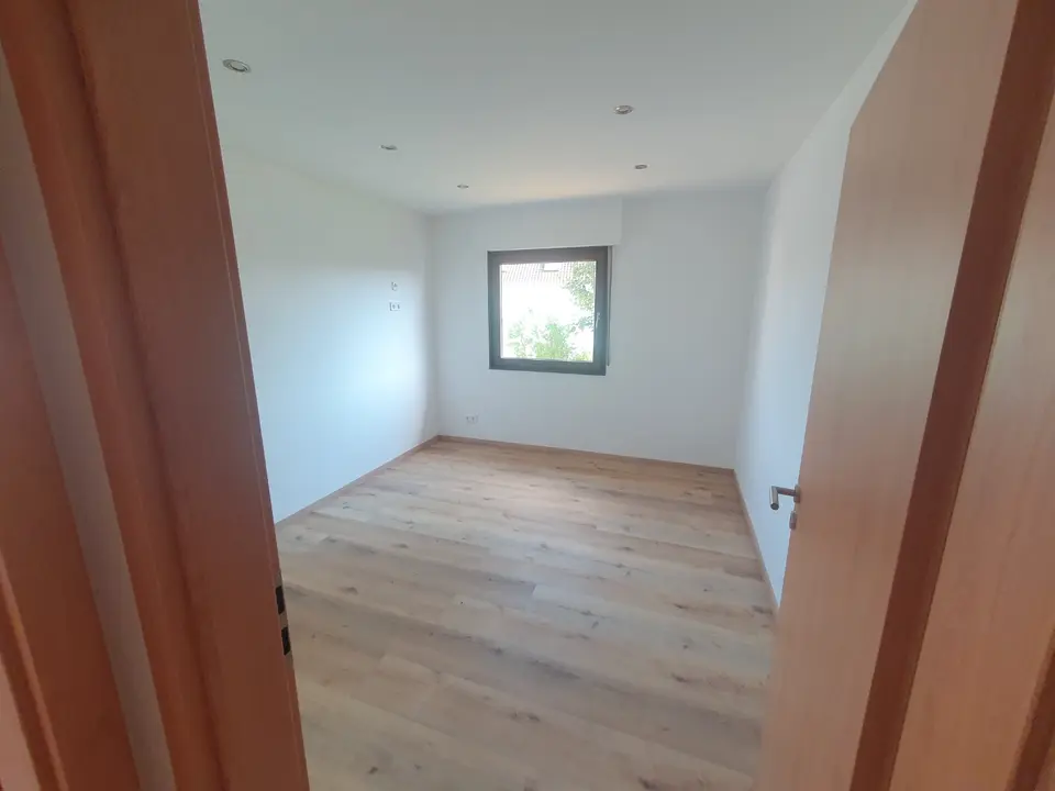 7 Zimmer Haus mit 177 m² in Würzburg – Bild 3