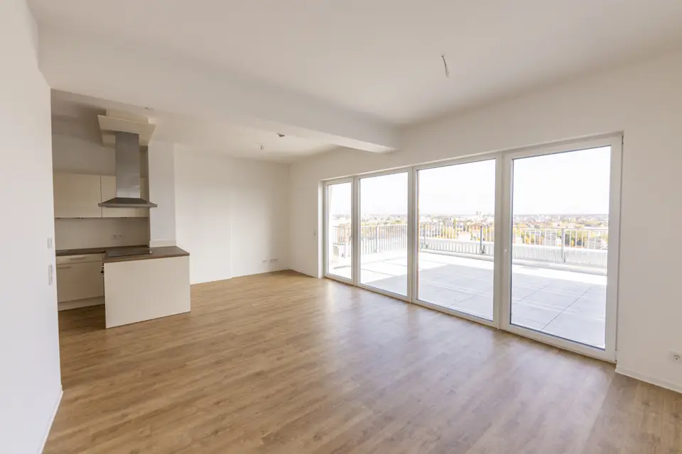 5 Zimmer Wohnung mit 130 m² in Cottbus – Bild 1