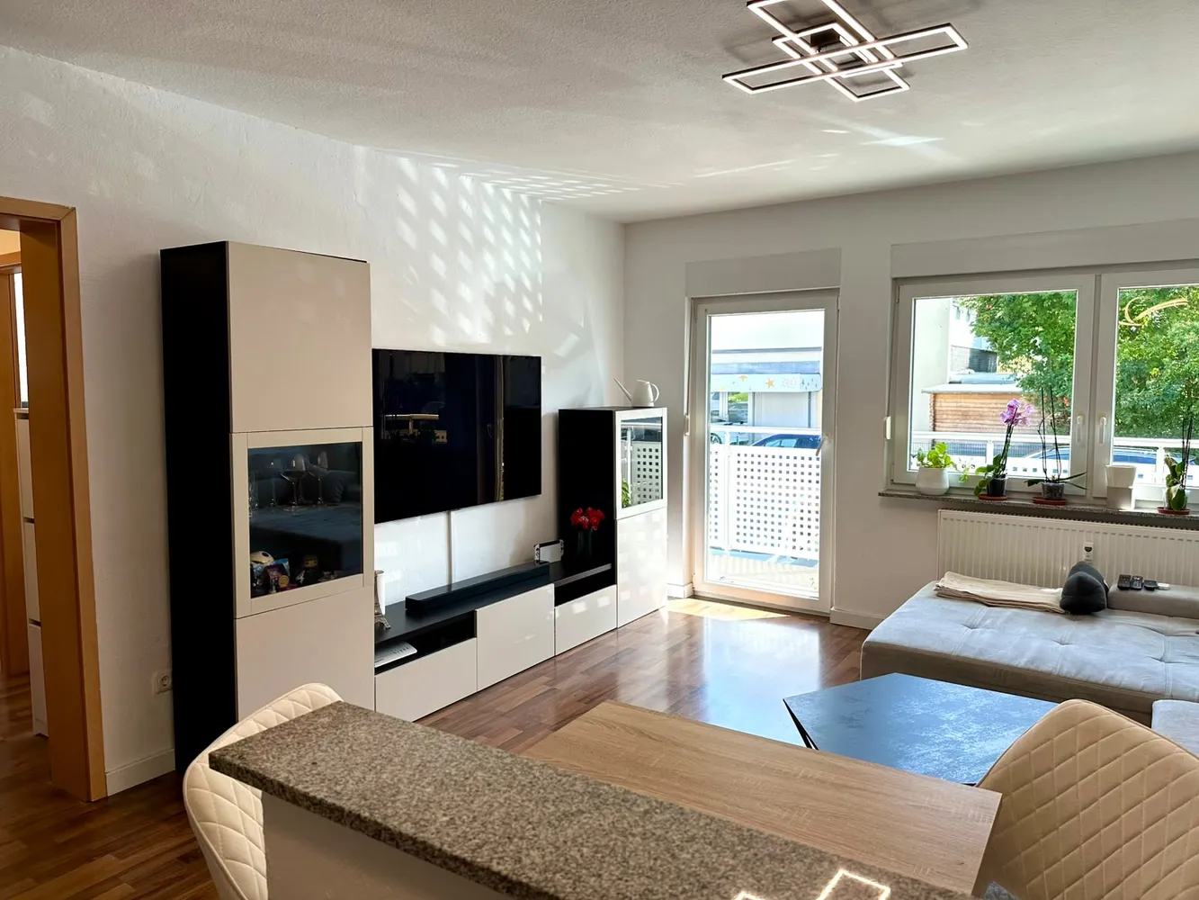 2 Zimmer Wohnung mit 50 m² in Leverkusen – Bild 2