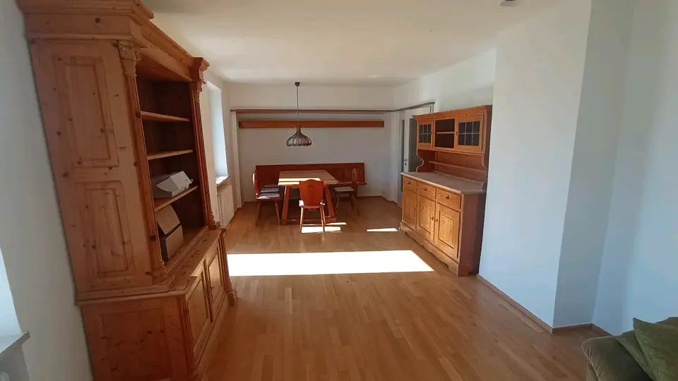 8 Zimmer Wohnung mit 208 m² in Ingolstadt – Bild 5