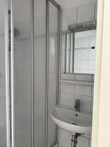 1 Zimmer Wohnung mit 30 m² in Hannover – Bild 10