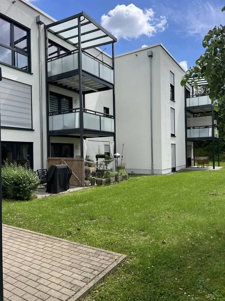 3 Zimmer Wohnung mit 107 m² in Detmold – Bild 3
